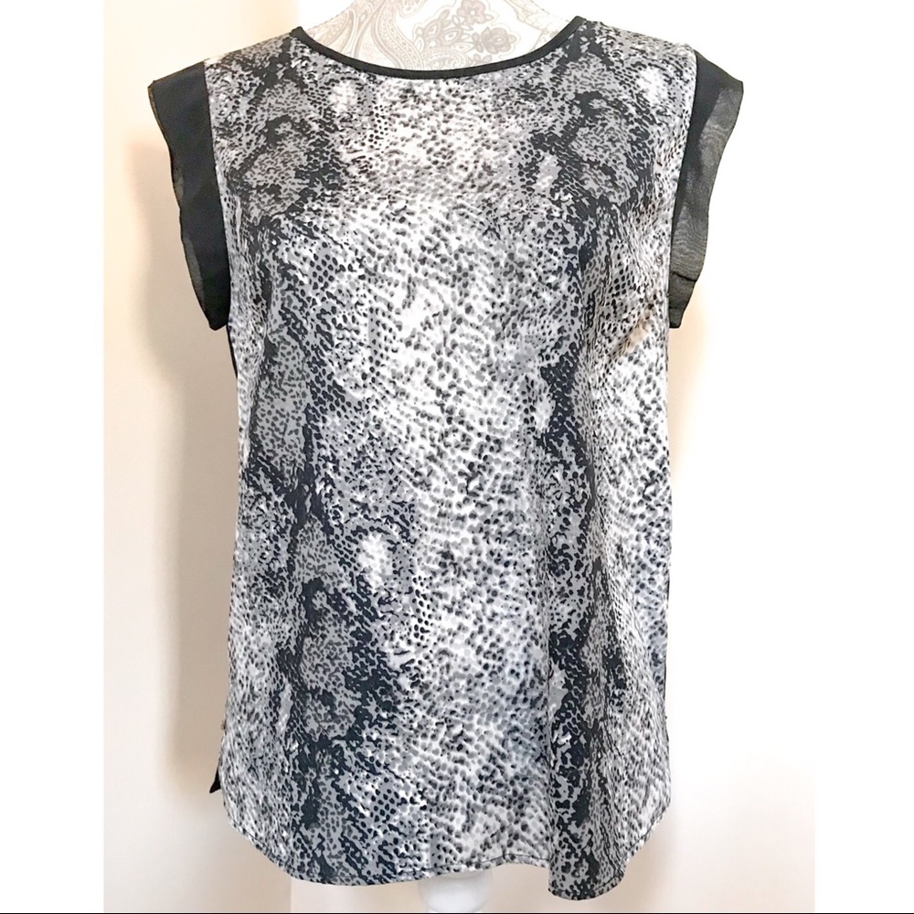 Snakeskin Tank Top W118 Sleeveless Black Blouse
